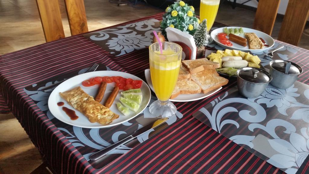 Dhammika Magic Palace Wadduwa Exteriör bild