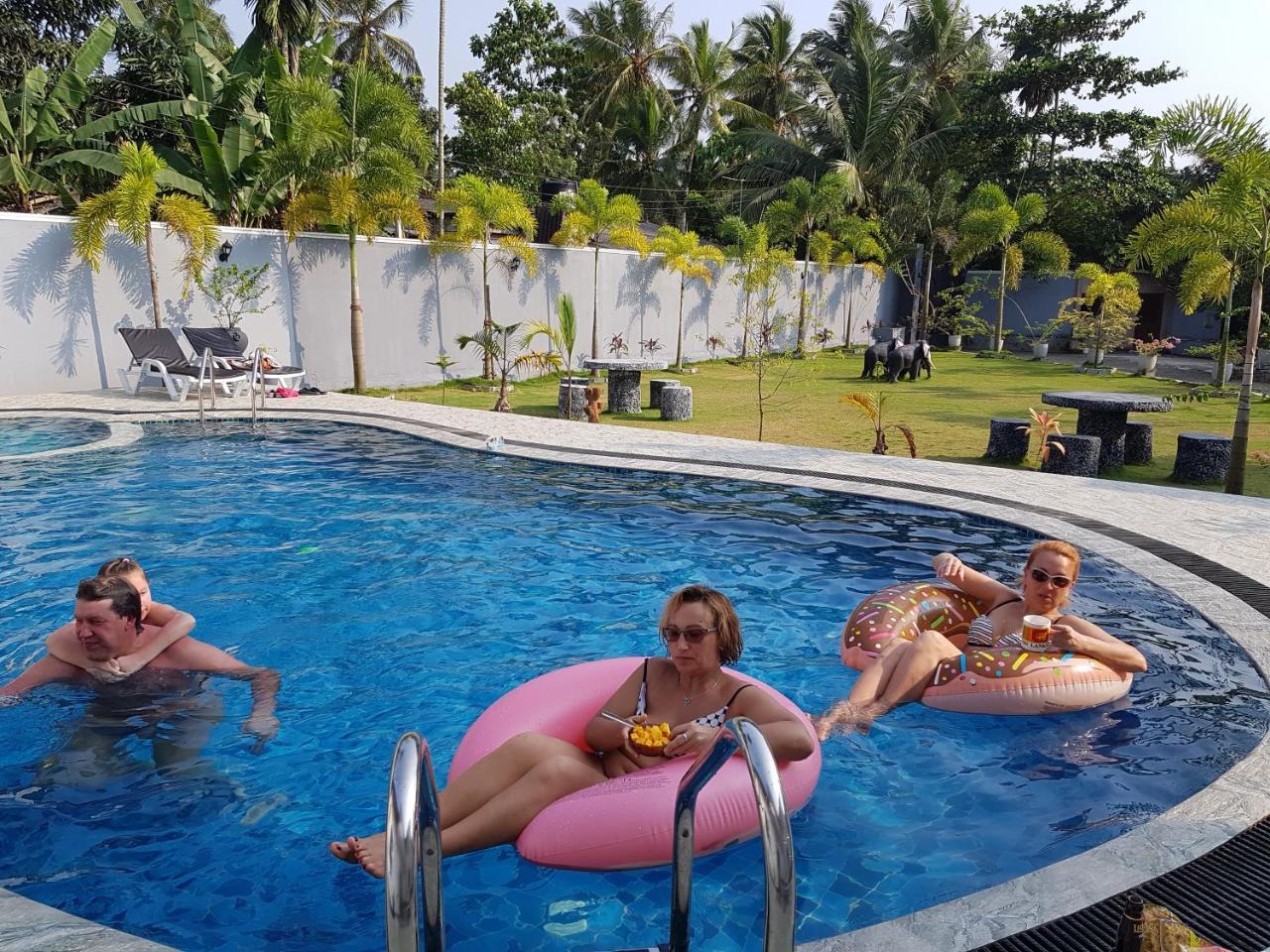 Dhammika Magic Palace Wadduwa Exteriör bild