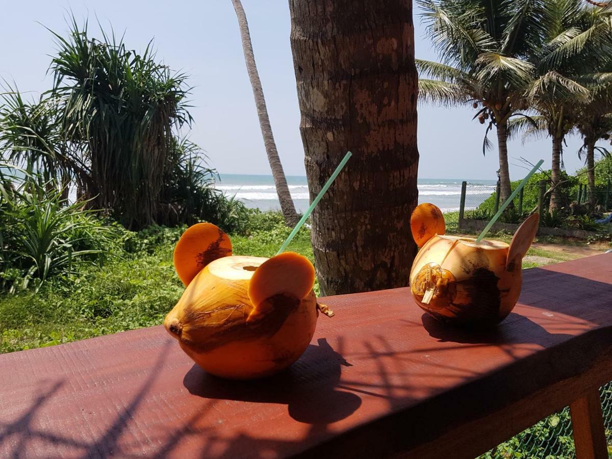Dhammika Magic Palace Wadduwa Exteriör bild